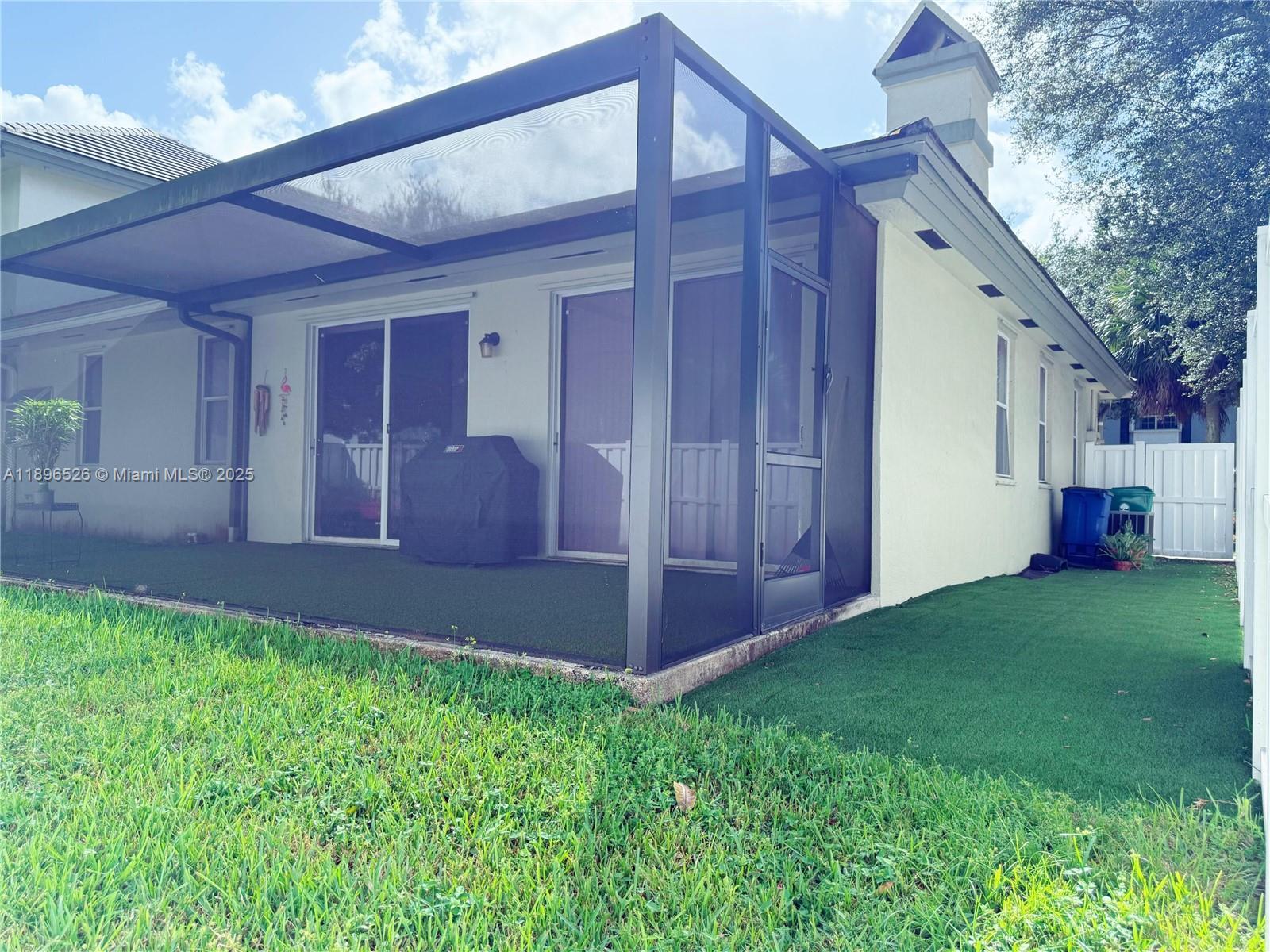 EMBASSY LAKES - Residential Lease