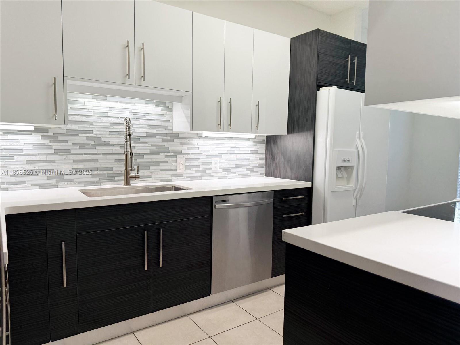 EMBASSY LAKES - Residential Lease