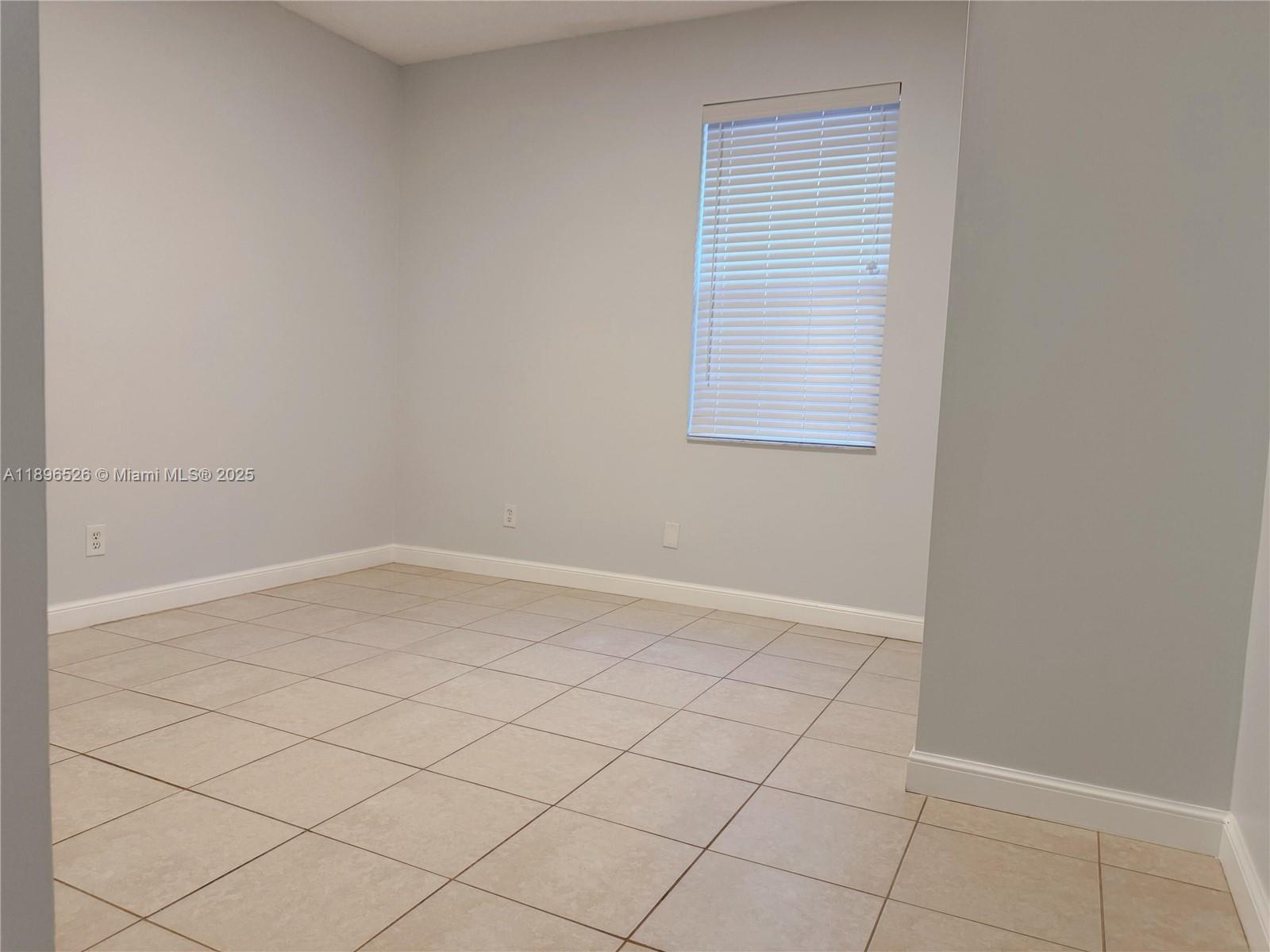 EMBASSY LAKES - Residential Lease