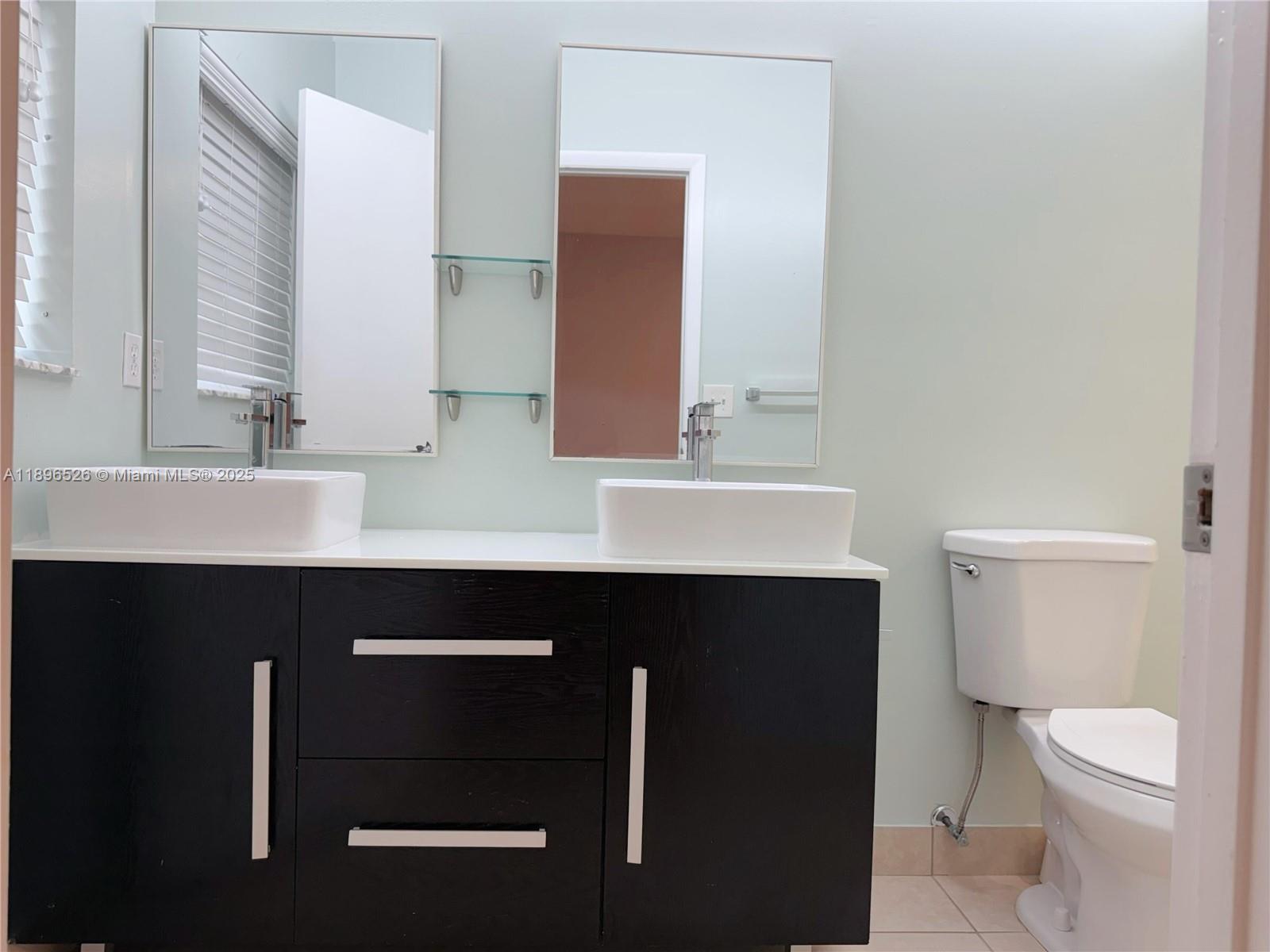 EMBASSY LAKES - Residential Lease