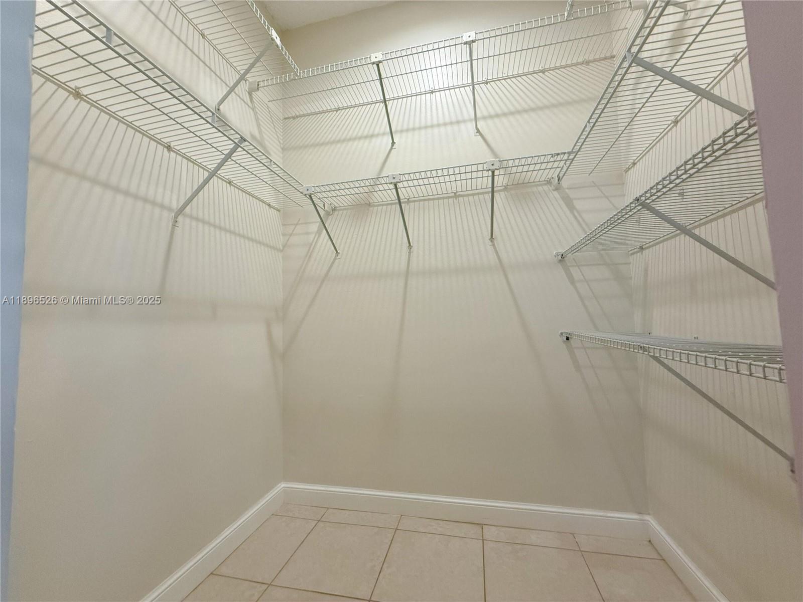 EMBASSY LAKES - Residential Lease