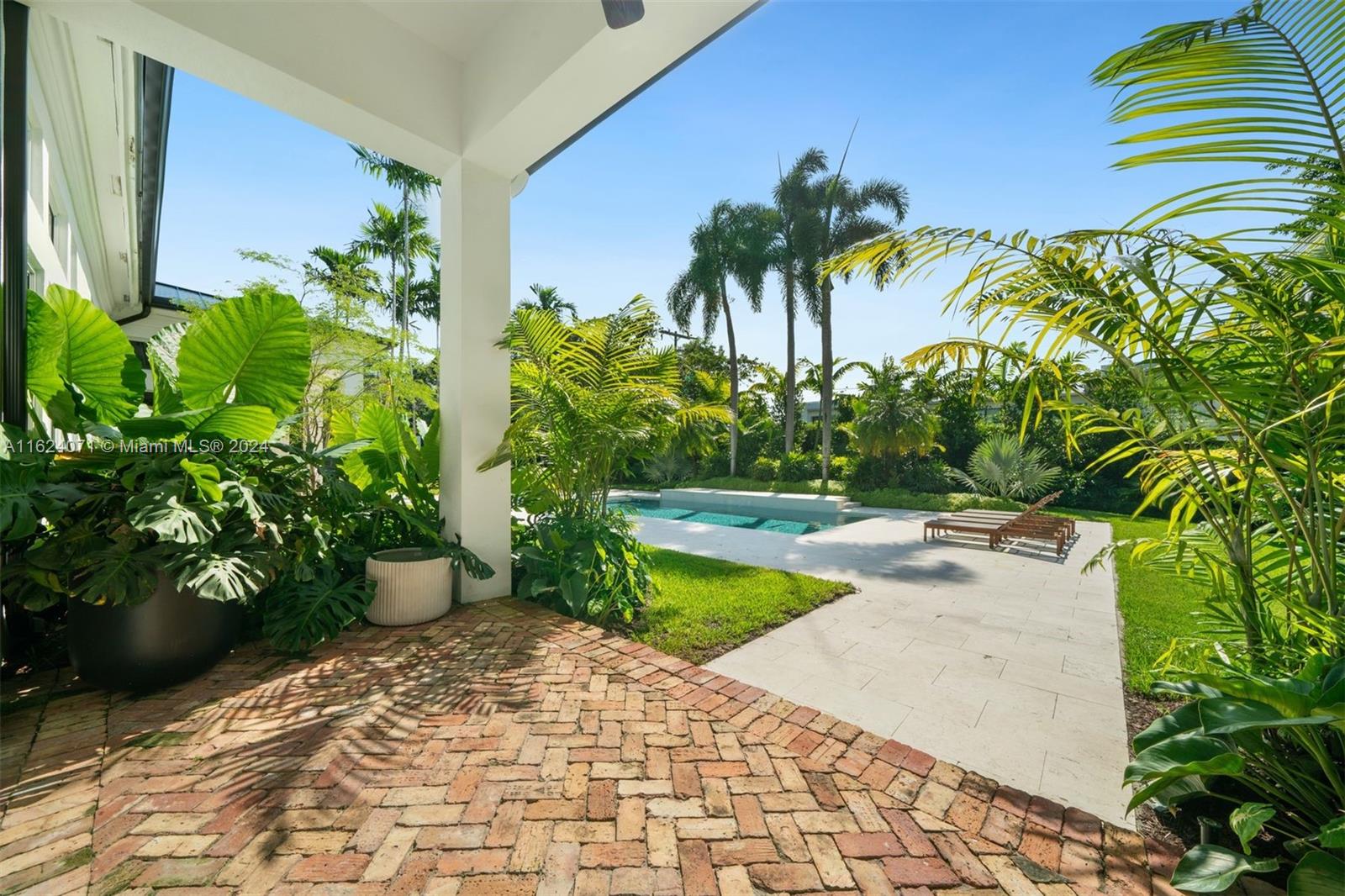 SANCTUARY AT PINECREST - Residential