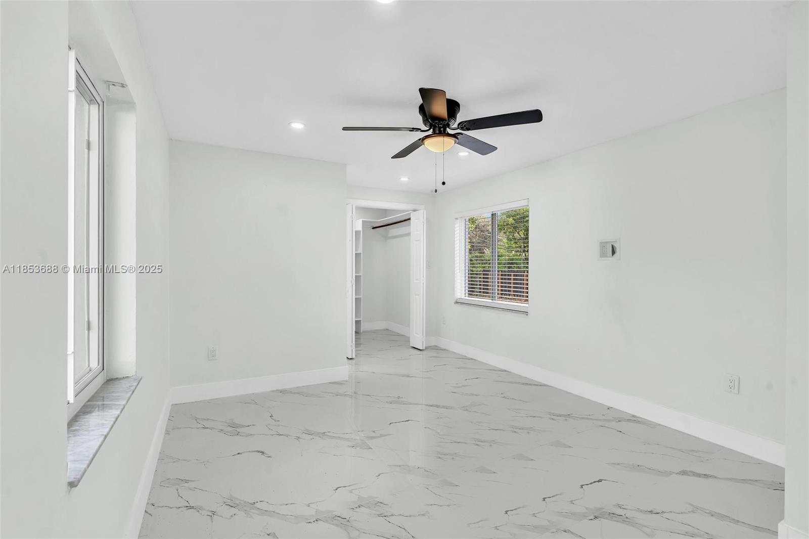 HOMEDALE - Residential