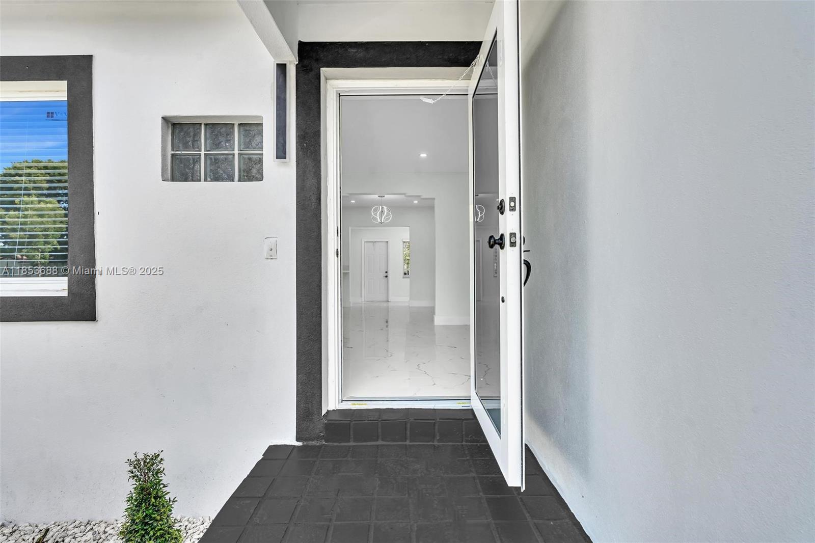 HOMEDALE - Residential