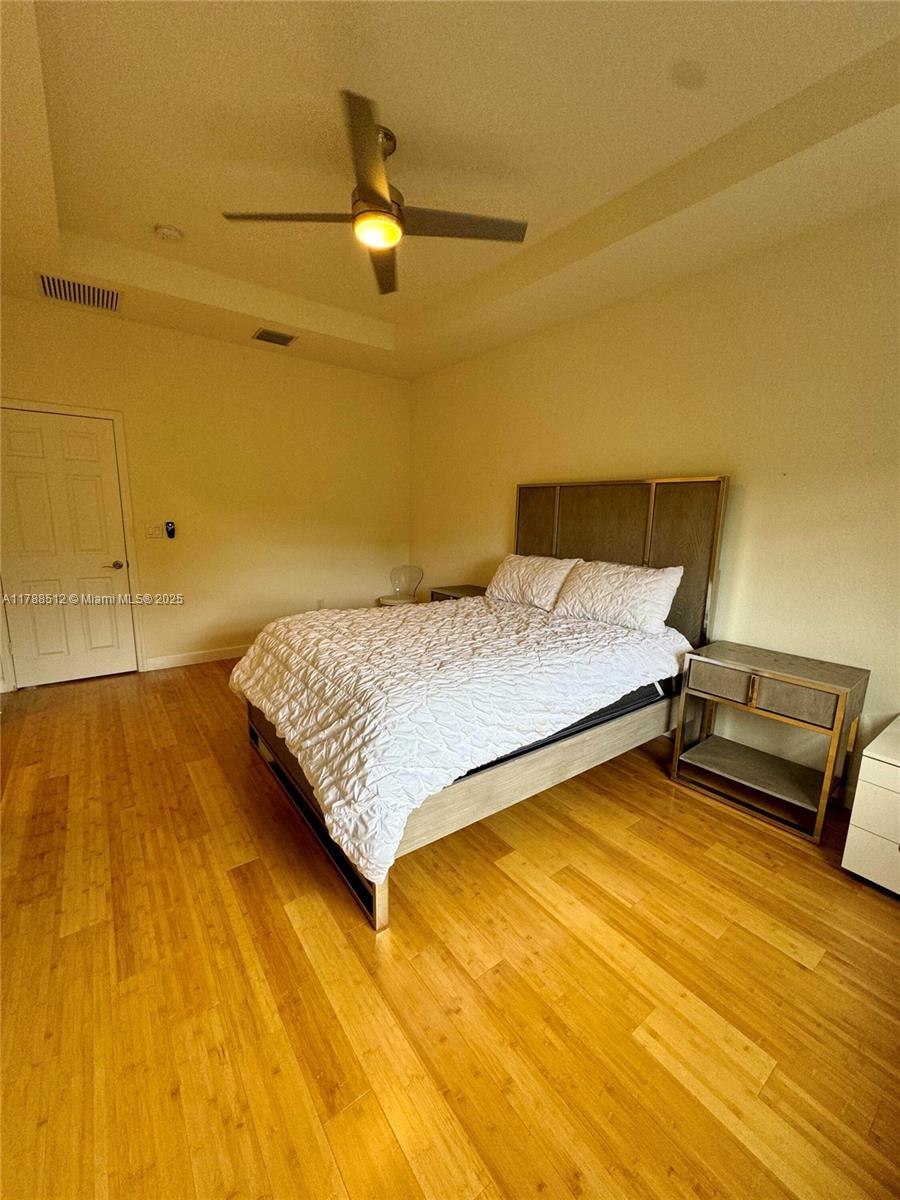BRETON PARK AT DAVIE - Residential