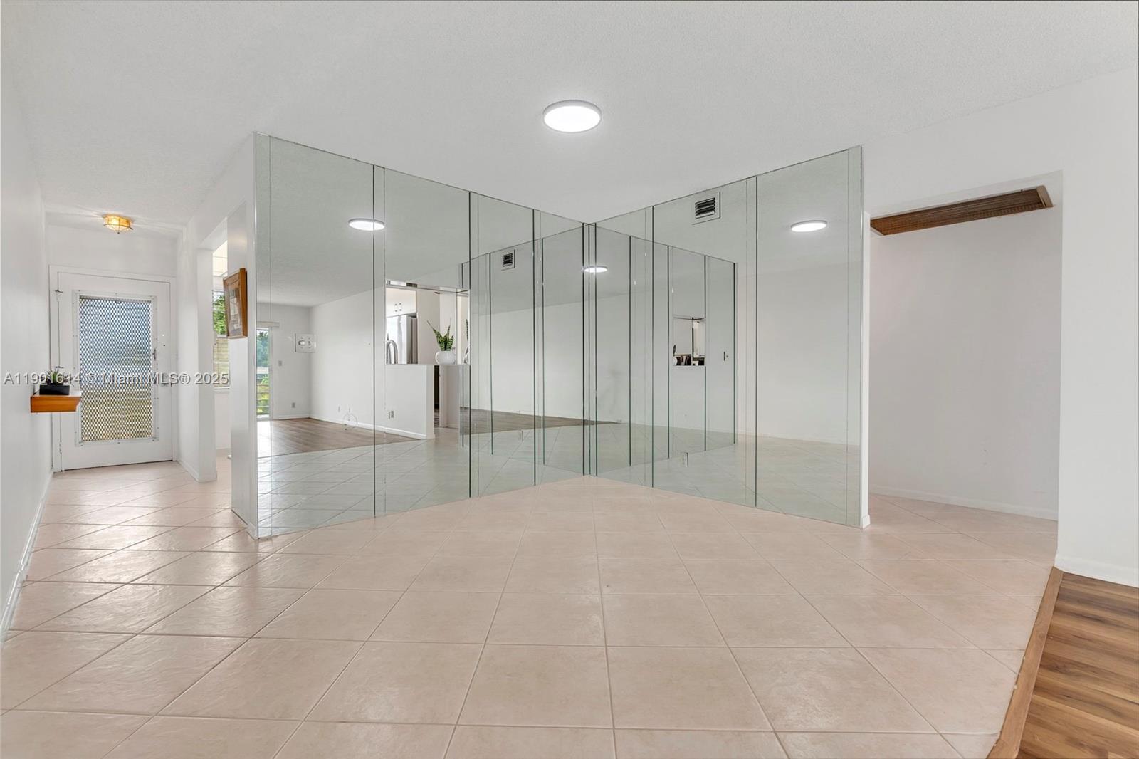 ANTIGUA VILLAGE I B CONDO - Residential Lease