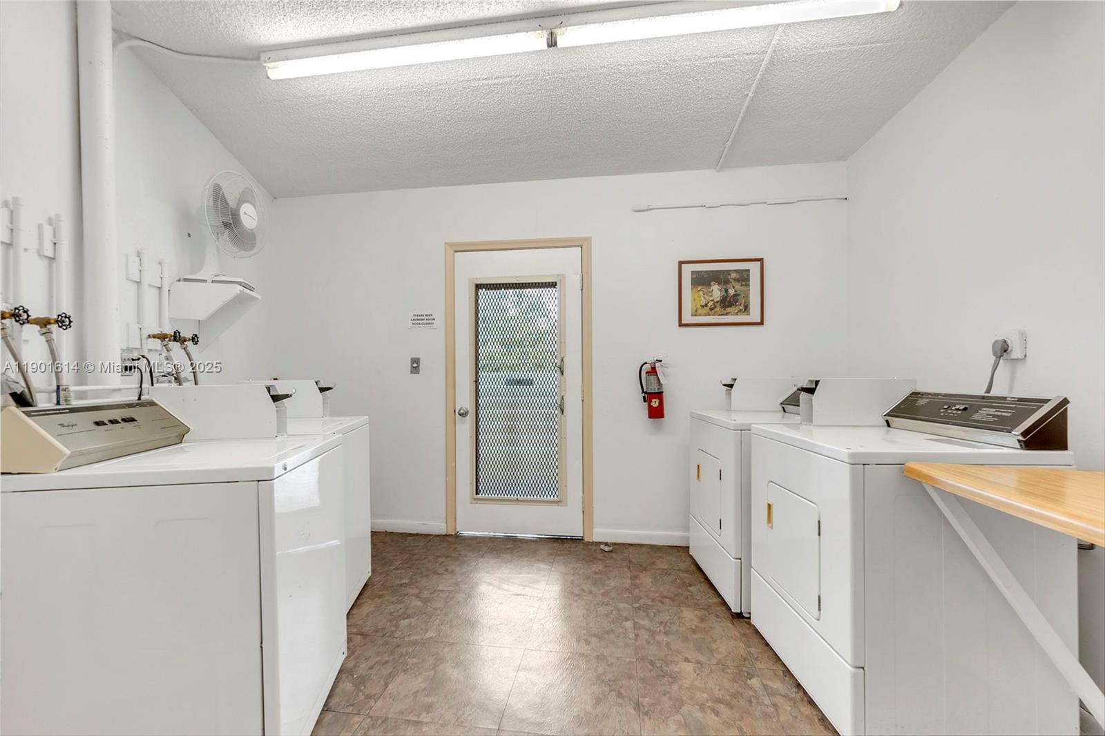 ANTIGUA VILLAGE I B CONDO - Residential Lease