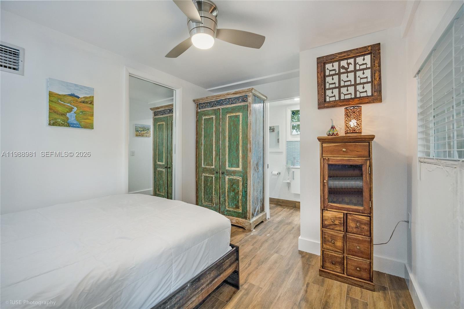 TOWN OF HALLANDALE - Residential Lease