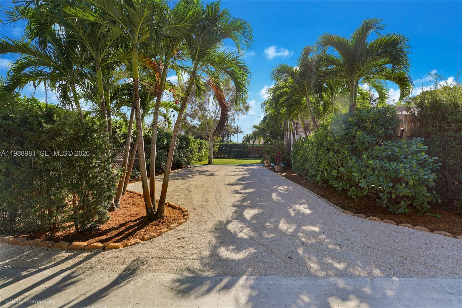 TOWN OF HALLANDALE - Residential Lease