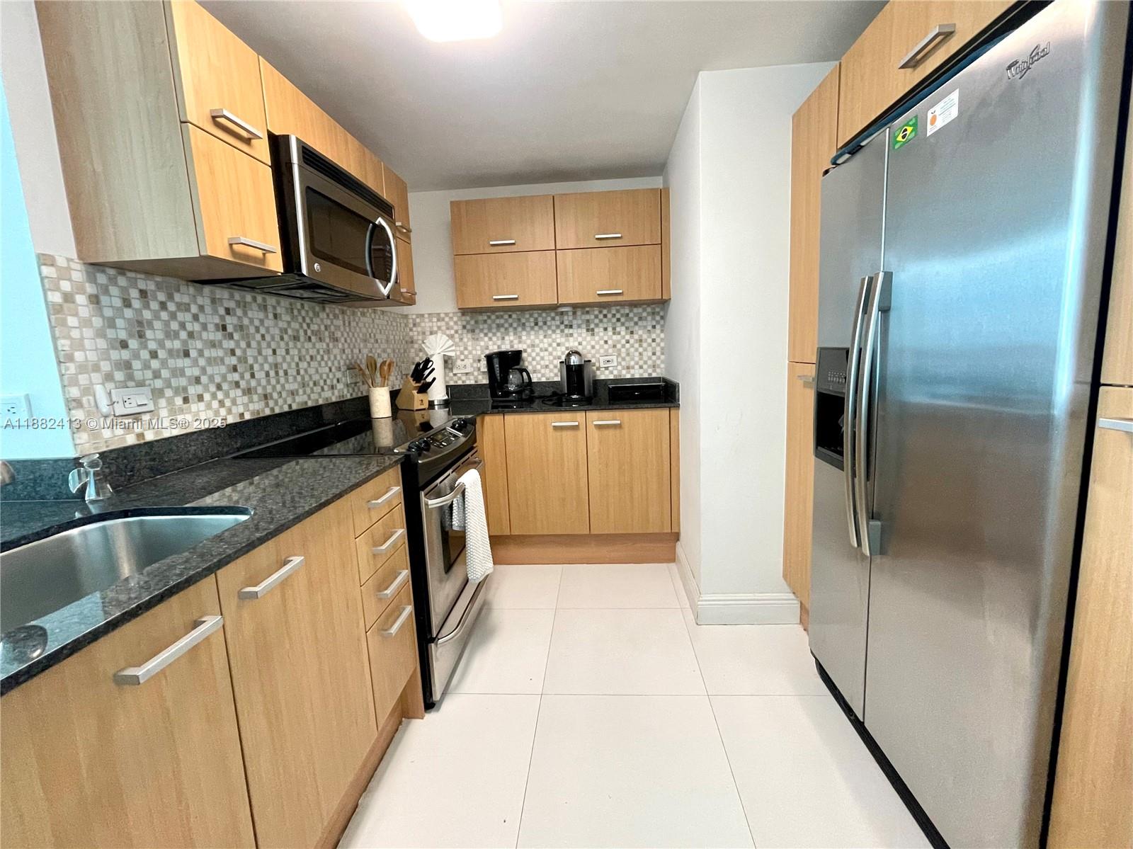 WIND CONDO - Residential