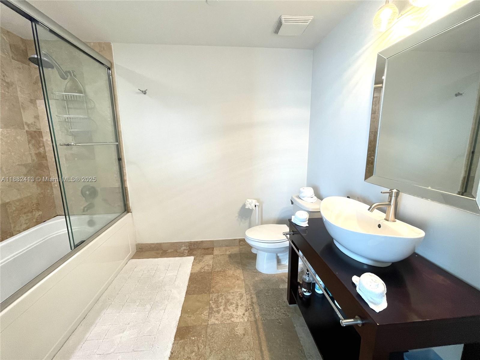 WIND CONDO - Residential