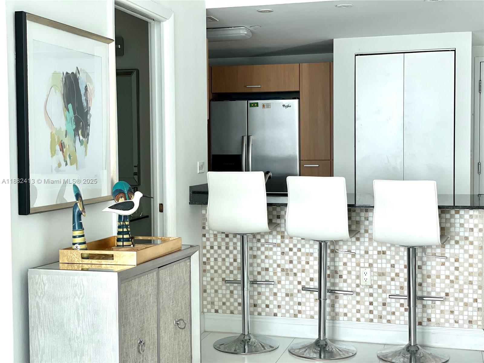 WIND CONDO - Residential