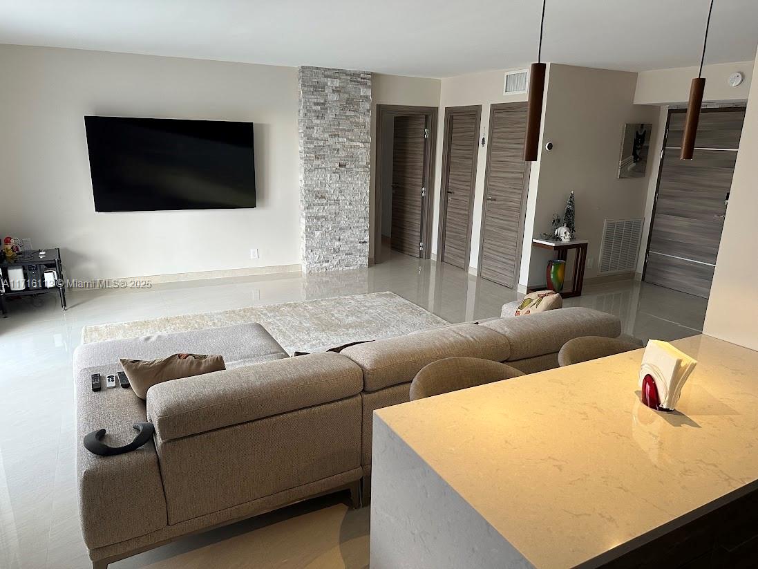 GOLDEN SURF TOWERS CONDO - Residential
