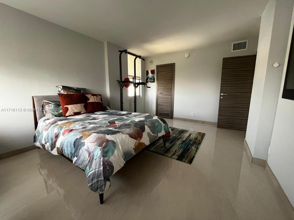 GOLDEN SURF TOWERS CONDO - Residential