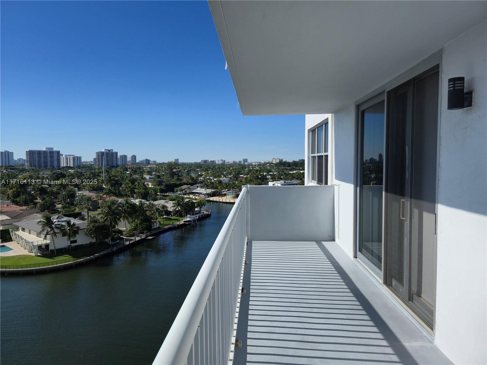 GOLDEN SURF TOWERS CONDO - Residential