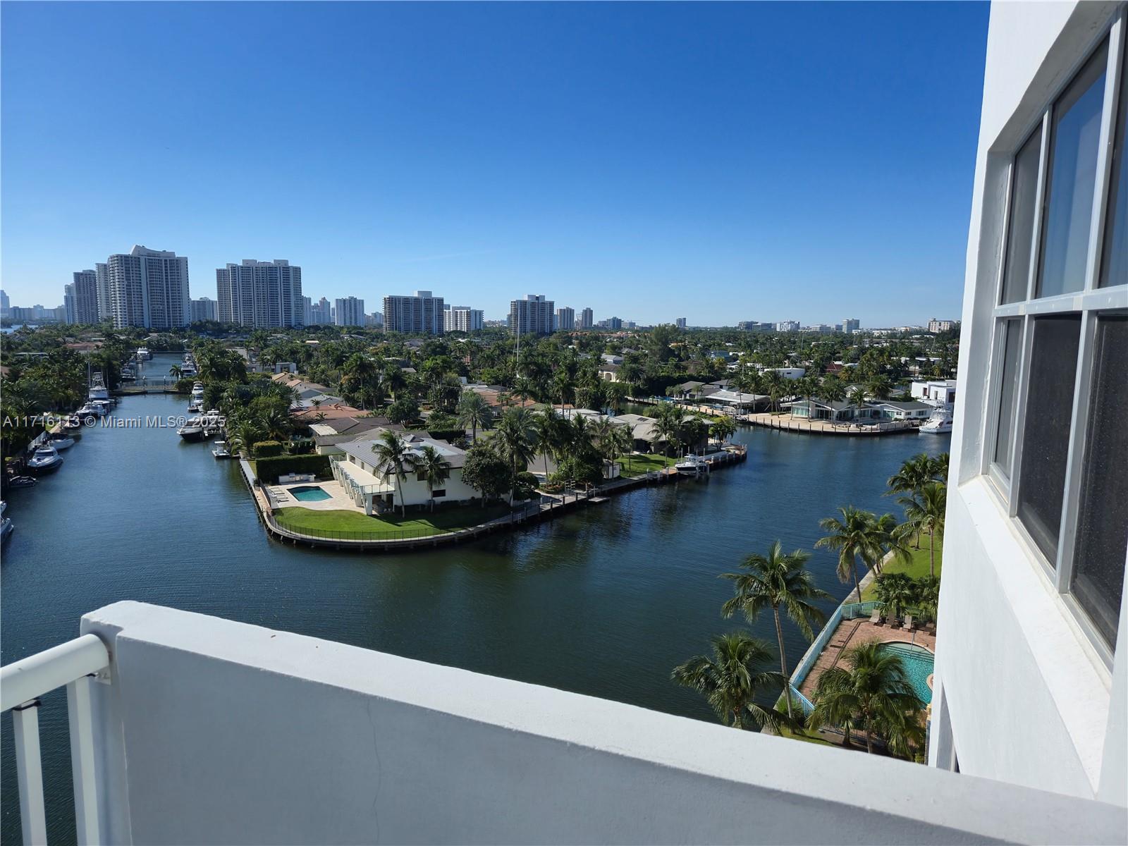 GOLDEN SURF TOWERS CONDO - Residential