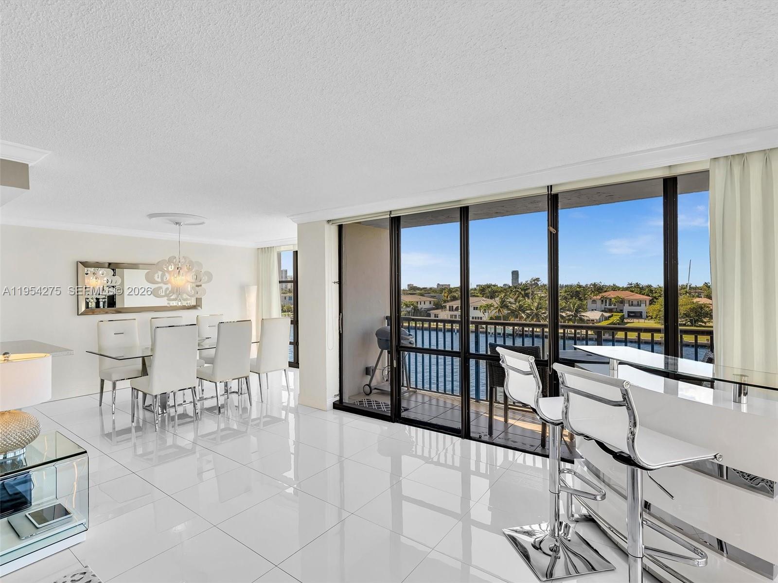 AVANT GARDE CONDO - Residential