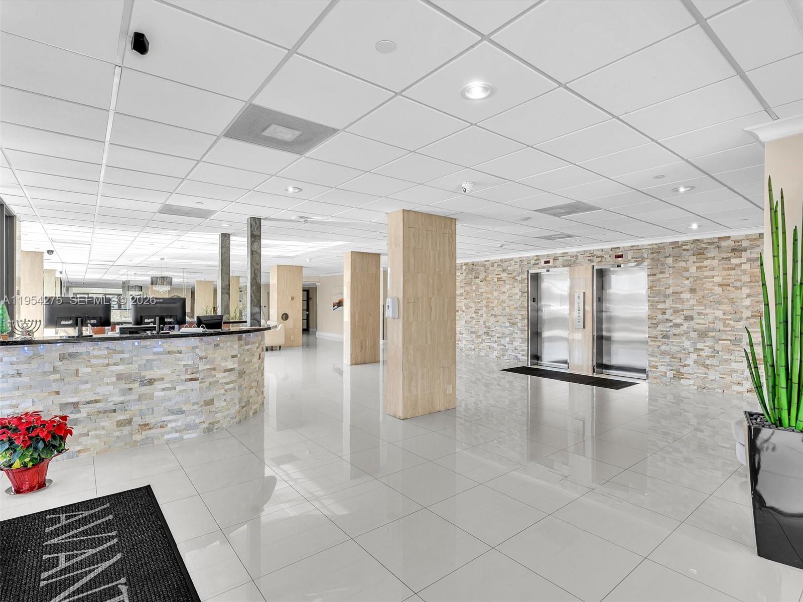 AVANT GARDE CONDO - Residential