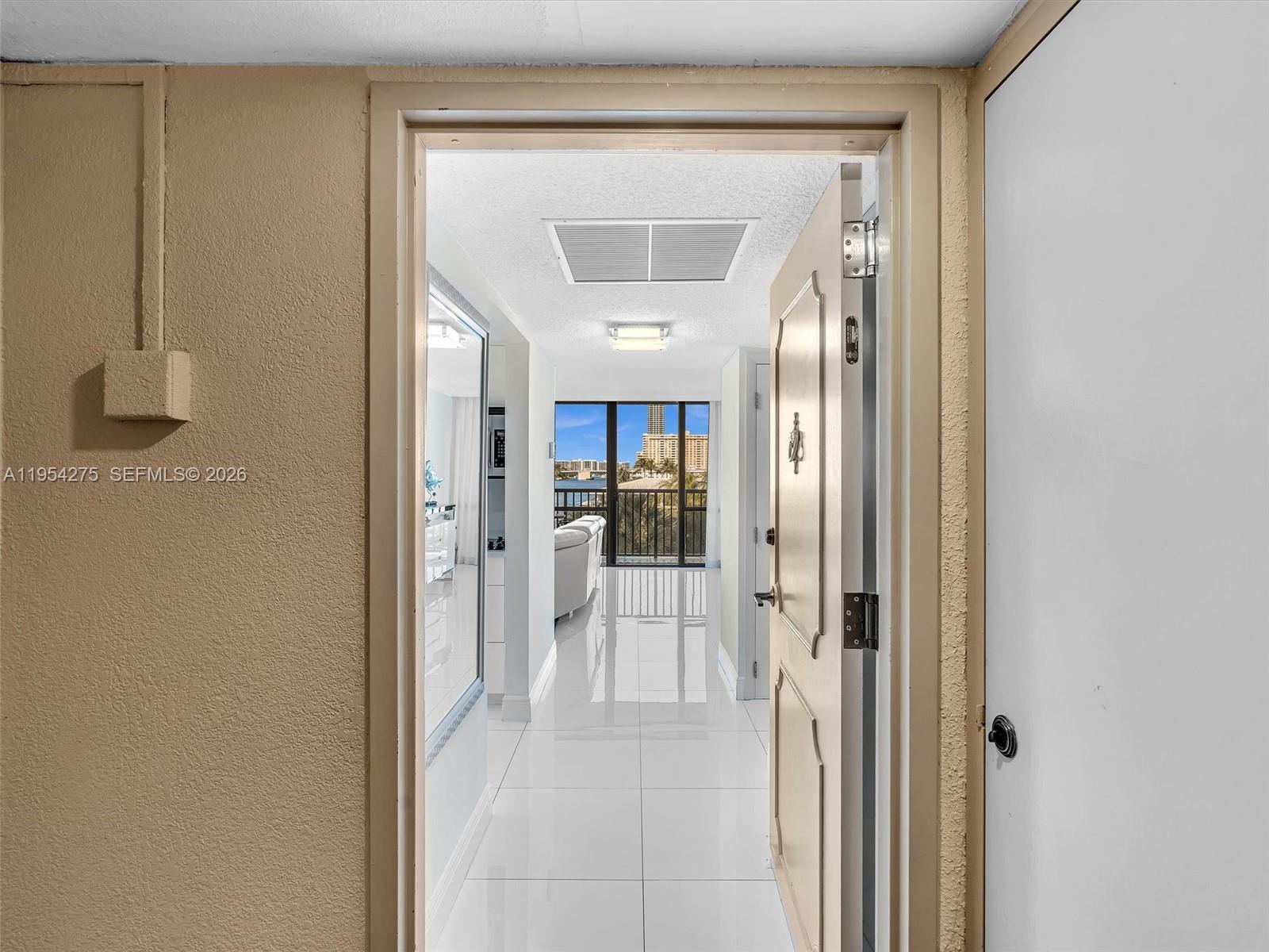 AVANT GARDE CONDO - Residential