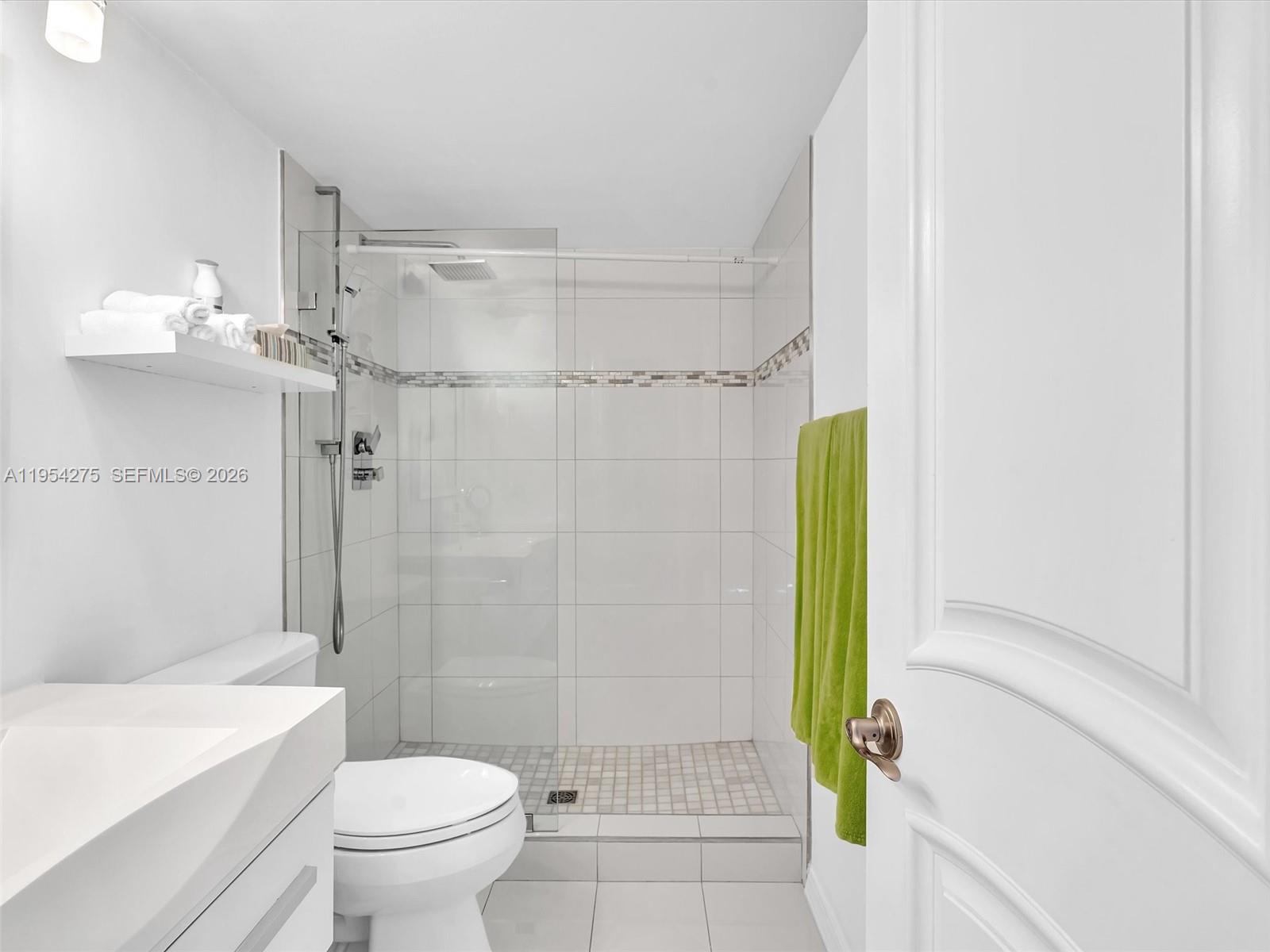 AVANT GARDE CONDO - Residential