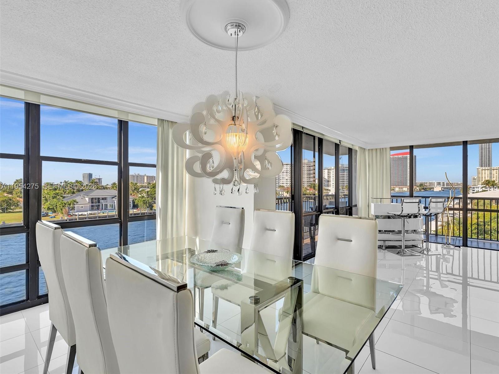 AVANT GARDE CONDO - Residential