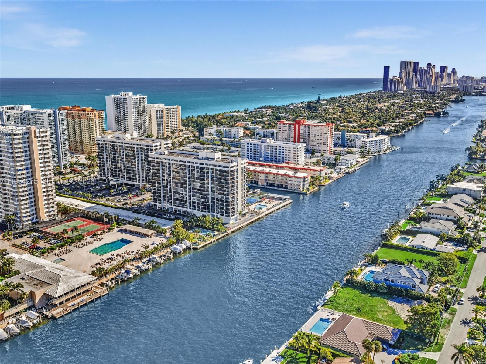 AVANT GARDE CONDO - Residential