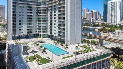 690 SW 1st Ct 2530 Miami FL 33130