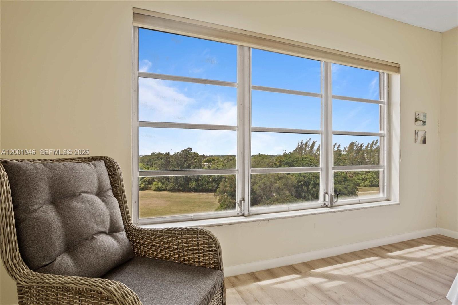 NO 9 PALM-AIRE COUNTRY CL - Residential