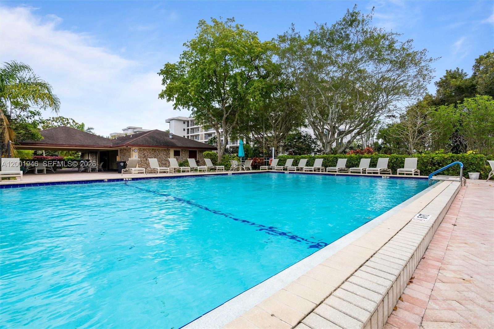 NO 9 PALM-AIRE COUNTRY CL - Residential