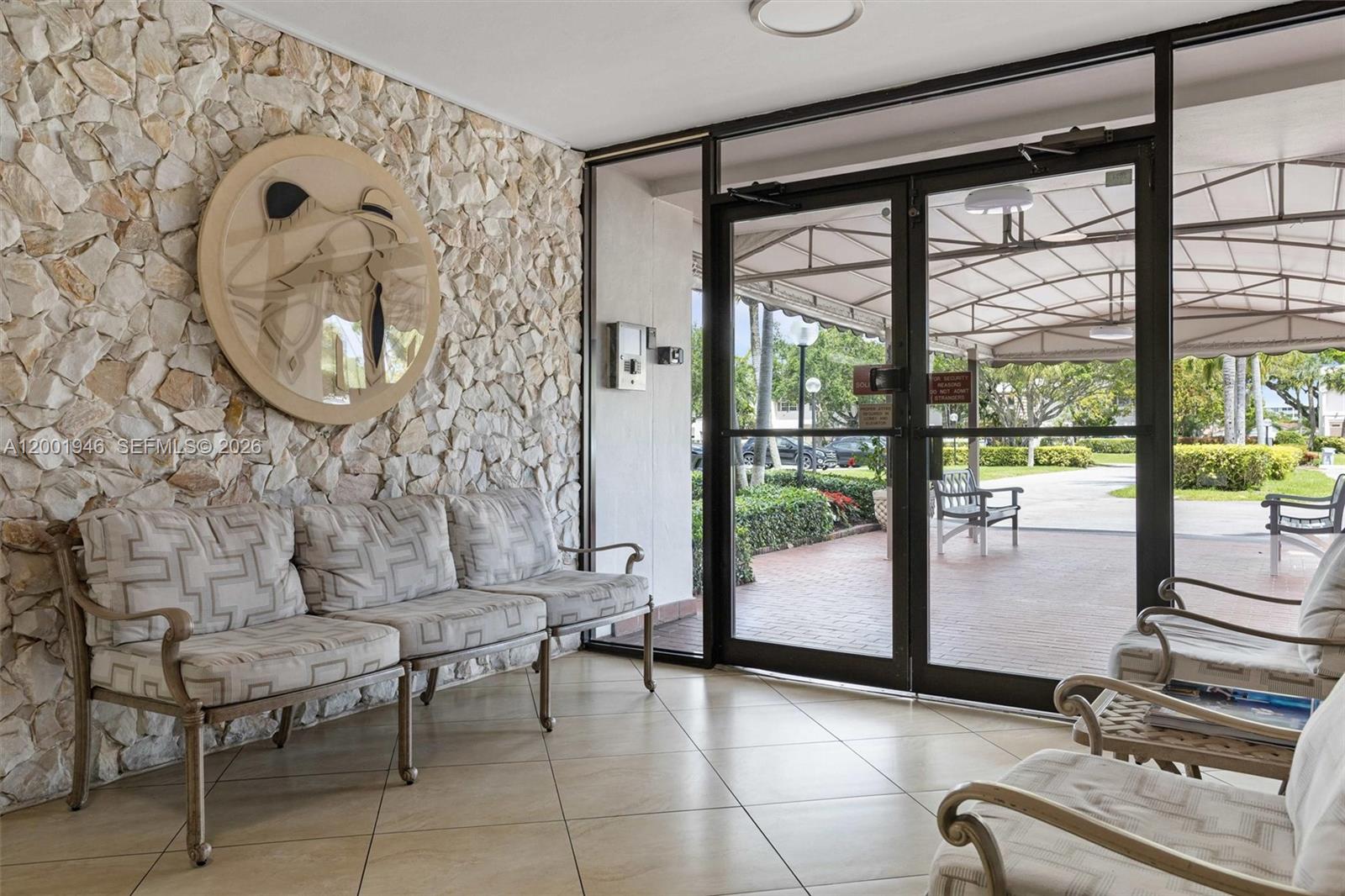 NO 9 PALM-AIRE COUNTRY CL - Residential