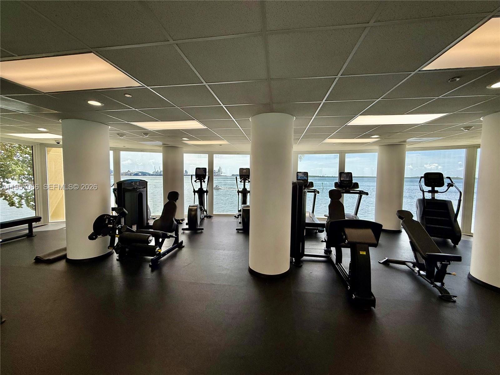 ISOLA CONDO - Residential