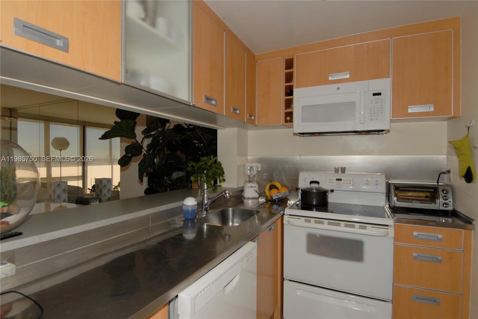 CHARTER CLUB CONDO - Residential