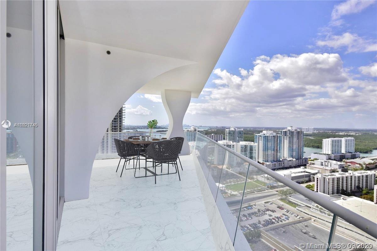 JADE SIGNATURE CONDO - Residential