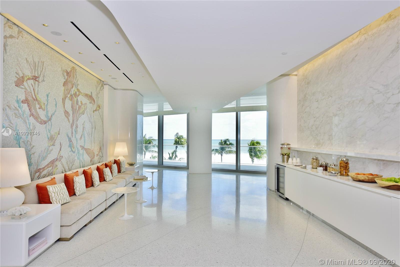 JADE SIGNATURE CONDO - Residential