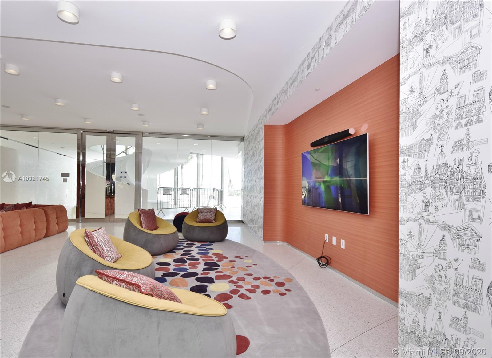 JADE SIGNATURE CONDO - Residential