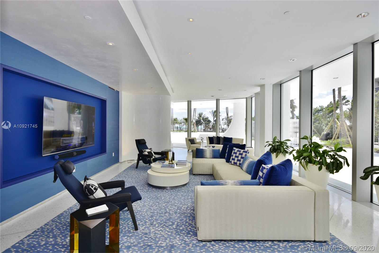 JADE SIGNATURE CONDO - Residential