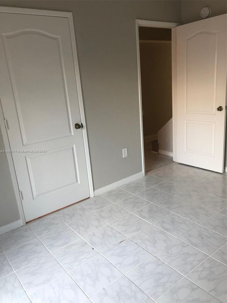 CENTRALLY LOCATED!!! VERY QUIET AND SECURE 4/3 TOWNHOSE. ONE BEDROOM WITH WALKING CLOSET AND COMPLETE BATHROOM DOWNSTAIRS. 2 FULL BATHROOMS IN SECOND FLOOR. HUGE PATIO FOR PARTIES AND BBQ. TILE IN LIVING AND DINNING. 10 MIN TO DOLPHIN MALL, AIRPORT AND FIU. GATED COMMMUNITY. EAZY ACCESS TO 826 AND 836. PROPERTY IS RENTED UNTIL 03/31/2023. APPOINTMENT ONLY. HURRY THIS IS A GEM.