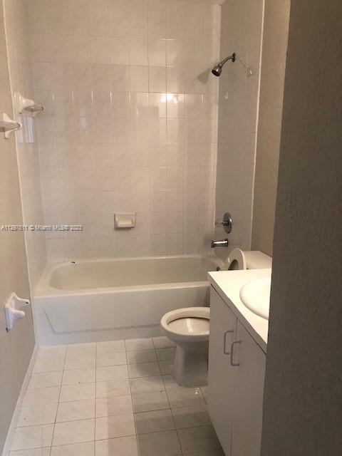 CHATEAUBLEU VILLAS AT MID - Residential