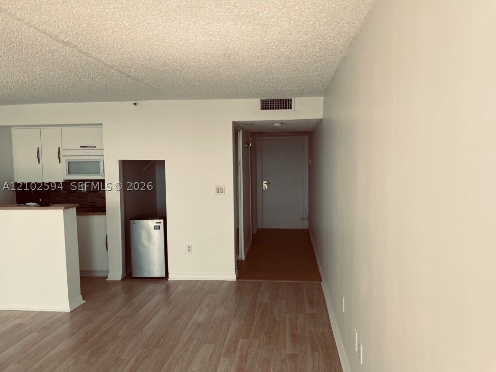 555 NE 15th St 412