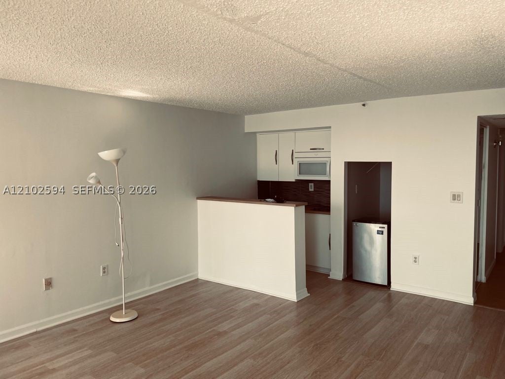 555 NE 15th St 412