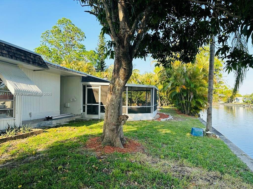 6900 NW 78th St