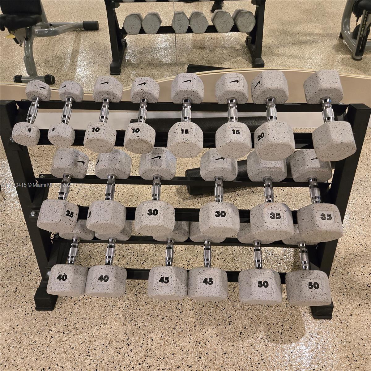 CASTLE BEACH CLUB CONDO - Residential Lease