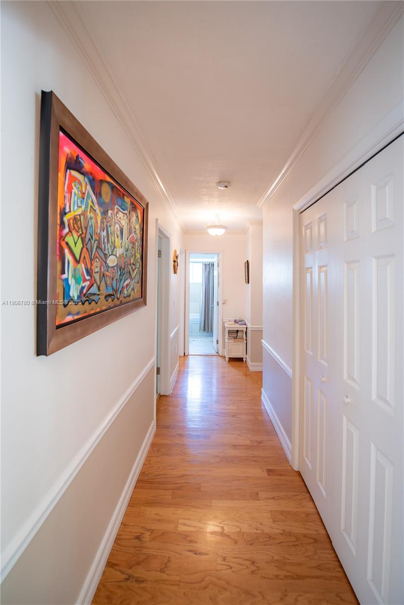 CORAL GABLES C C SEC 3 - Residential Lease