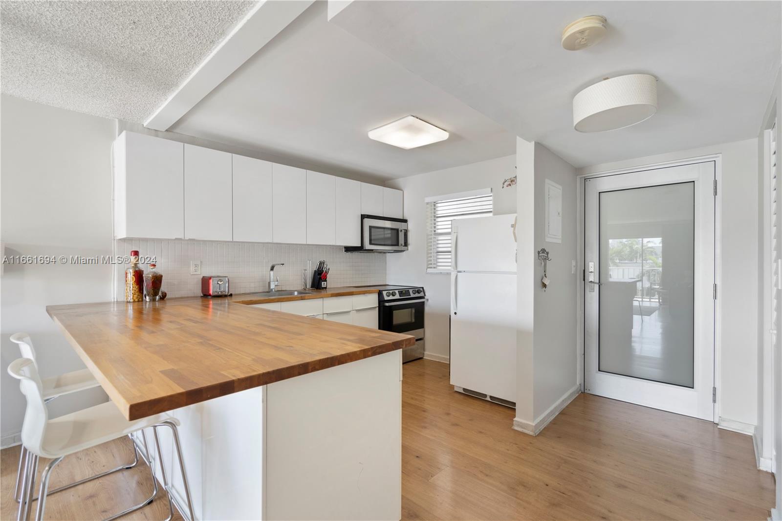 PARADISE PLAZA CONDO - Residential