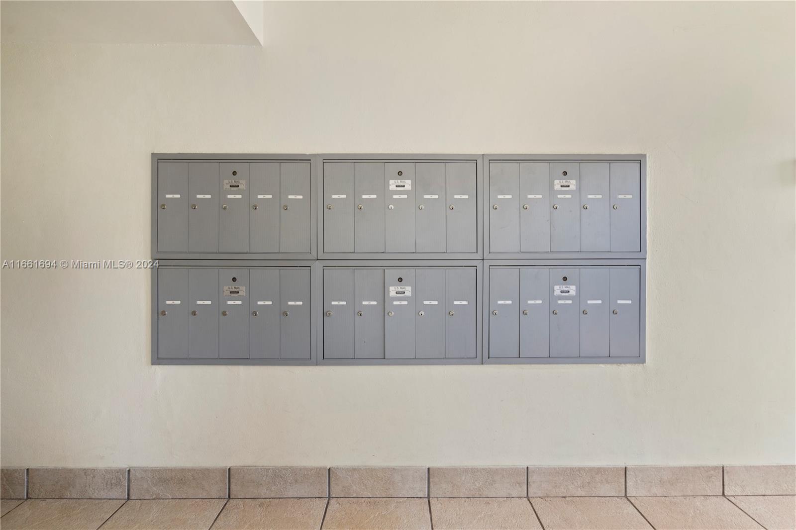 PARADISE PLAZA CONDO - Residential