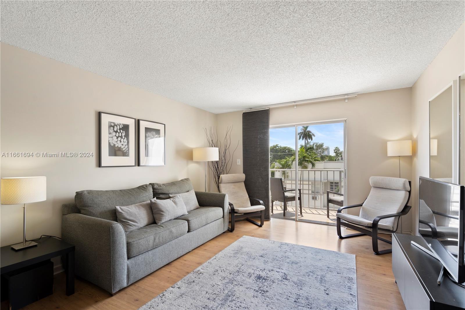 PARADISE PLAZA CONDO - Residential