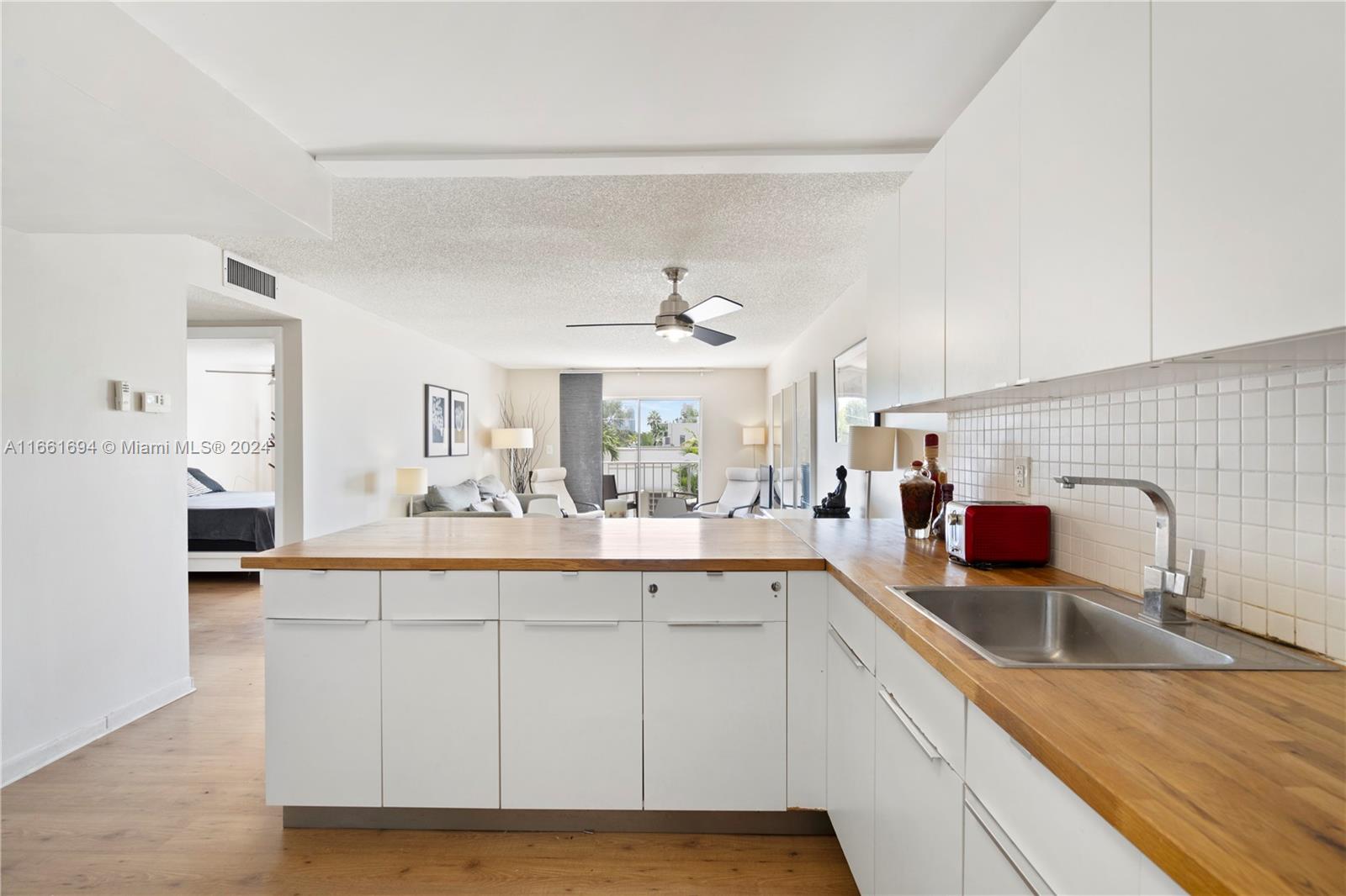 PARADISE PLAZA CONDO - Residential