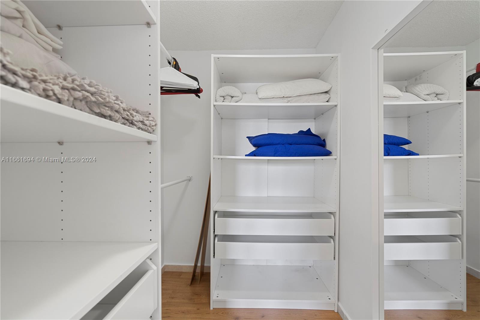 PARADISE PLAZA CONDO - Residential