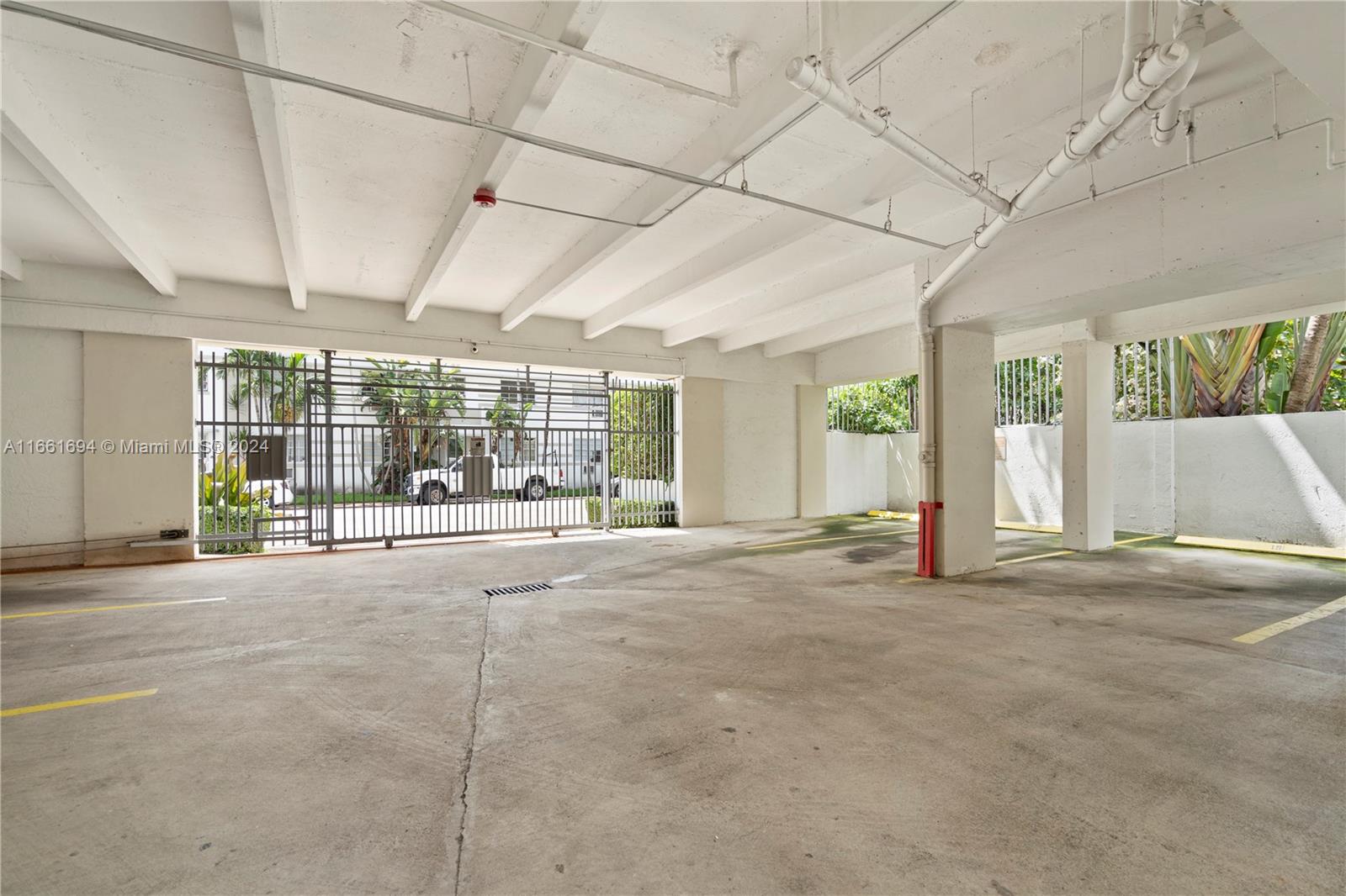 PARADISE PLAZA CONDO - Residential