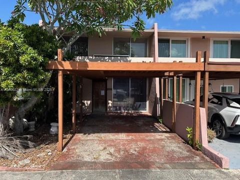 14124 Kendale Lakes Cir Miami FL 33183